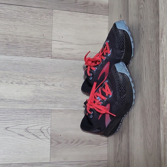 🛍Brooks Divide 3 Womens‎ 6.5B Trail Running Sneakers Lace Up Athletic Active - Picture 1 of 10